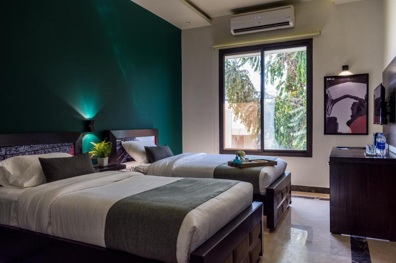 Lokal Rooms X Shahrah-E-Faisal Karachi Exteriör bild