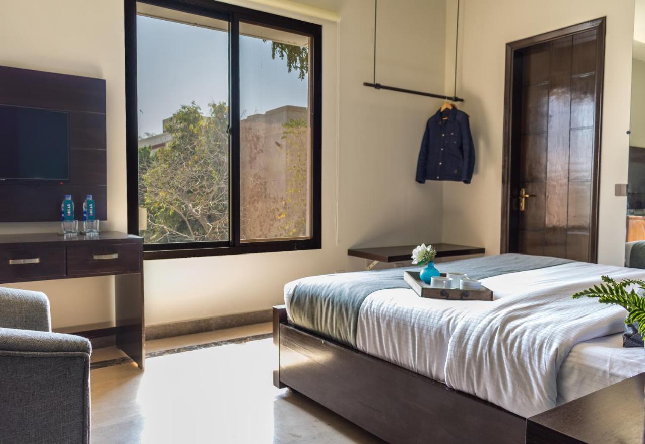 Lokal Rooms X Shahrah-E-Faisal Karachi Exteriör bild