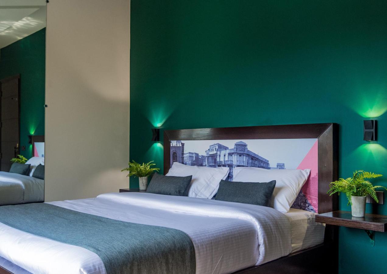 Lokal Rooms X Shahrah-E-Faisal Karachi Exteriör bild